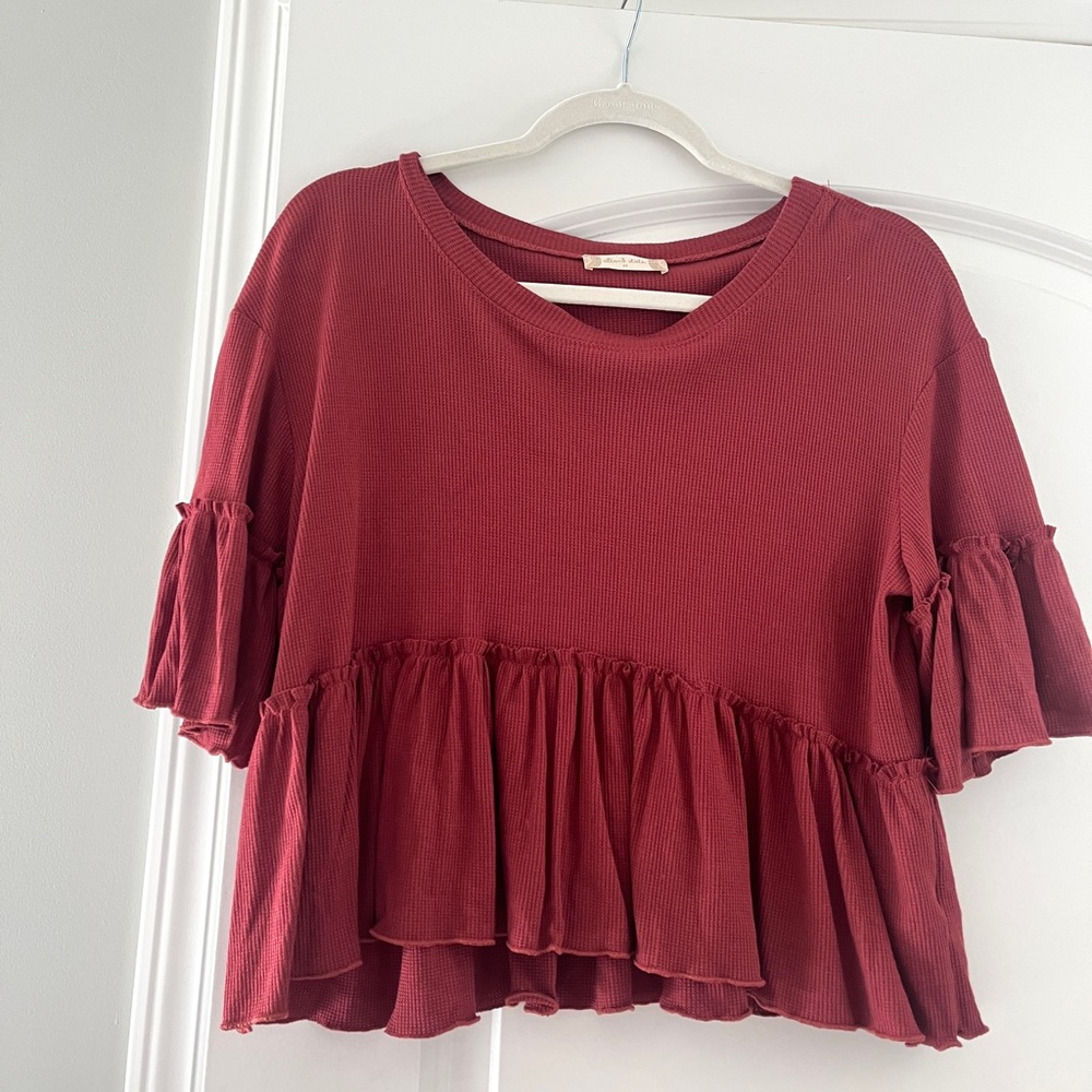 Flowy short sleeved top. Worn once or twice, but in perfect condition!